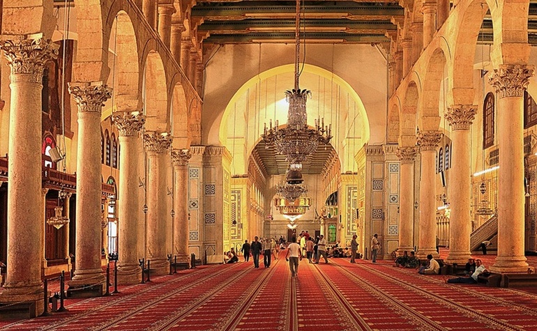 Ummayad-mosque-praying-space Ummayad-mosque-praying-space